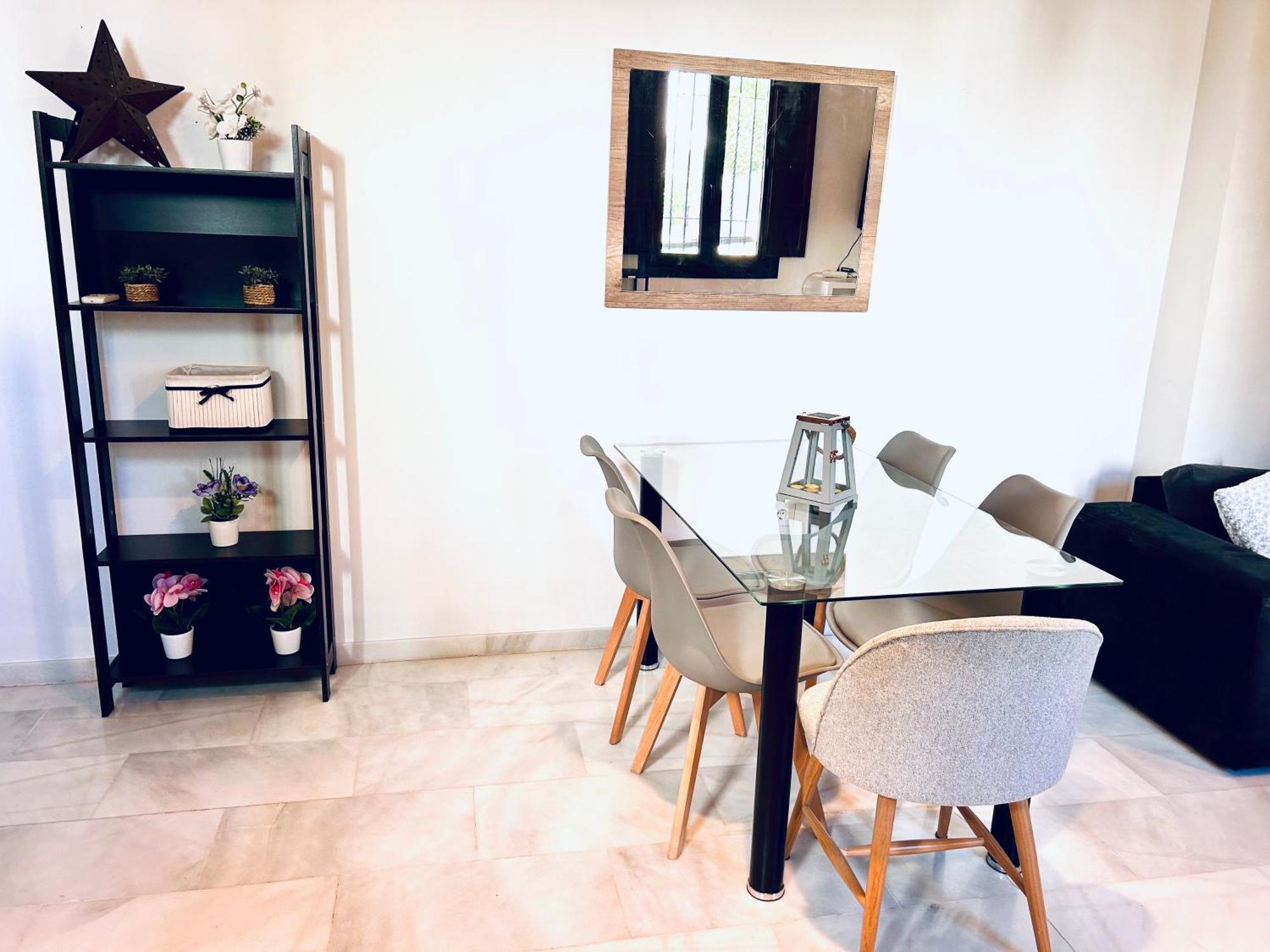 Los Patios De San Lorenzo Con Parking Córdoba Exteriör bild